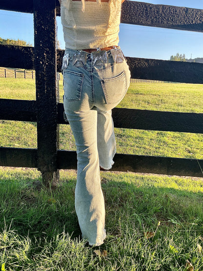 The Betty Flare Jeans – Mayville Wash