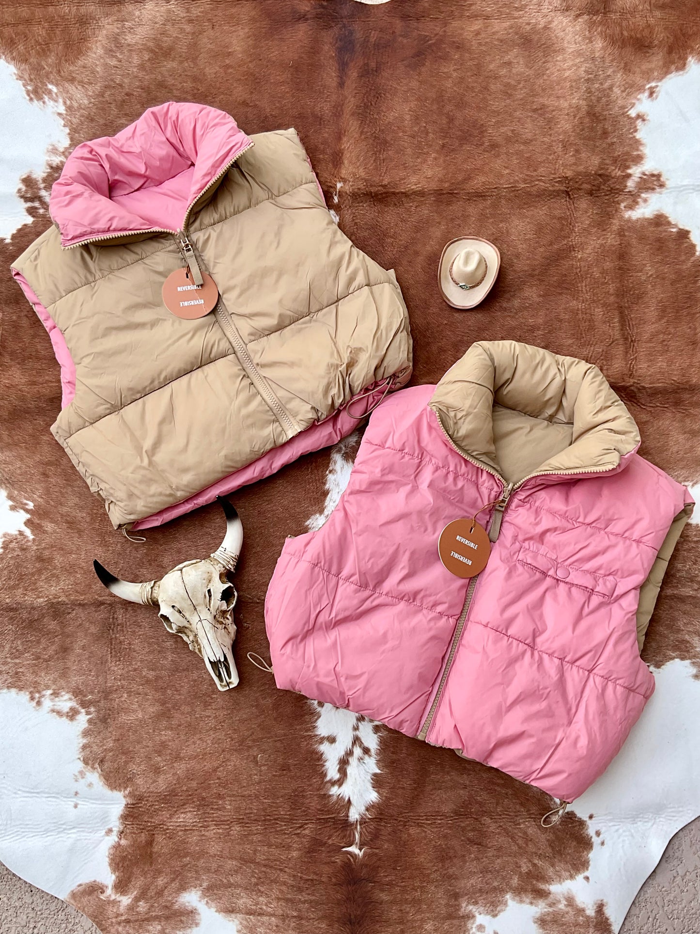 The Bailey Reversible Puffer Vest - Khaki/Pink