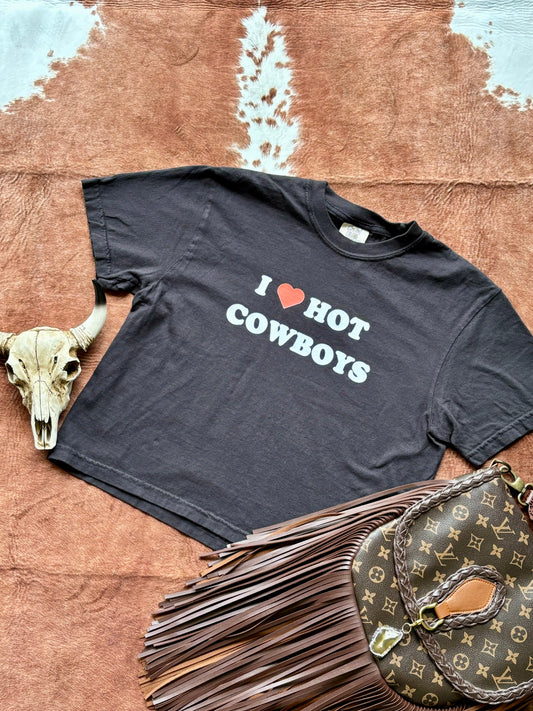 I ❤️ HOT COWBOYS Cropped Graphic Tee